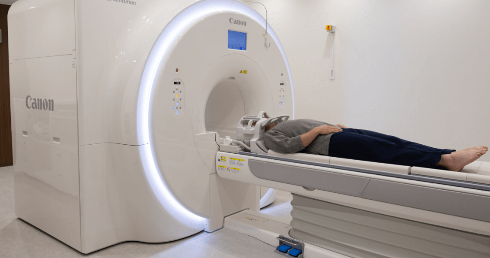 3T MRI　Vantage Centurian（Canon）